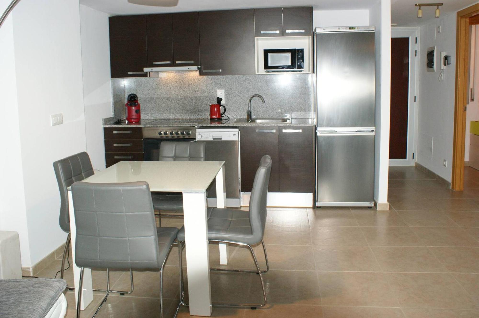 Apartamento En Roses Con Vistas Al Canal Y Piscina Eksteriør bilde